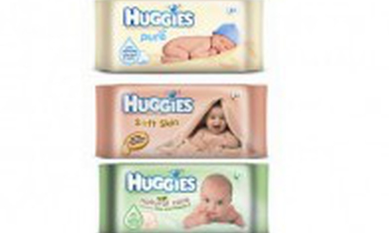 Viena pareiza atbilde un dāvana no Huggies® rokās