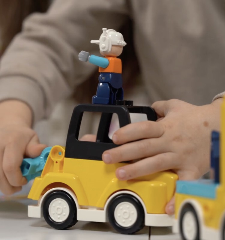 LEGO DUPLO celtnieku transportlīdzekļu komplekts