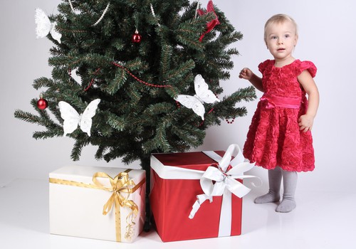 Kurā vecumā bērniem parādās interese par Ziemassvētku pasākumiem un svinēšanu?