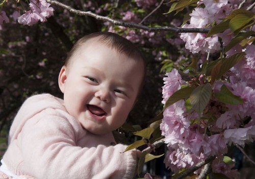 VIDEO: Kā mazuli pasargāt no pavasara saulītes?