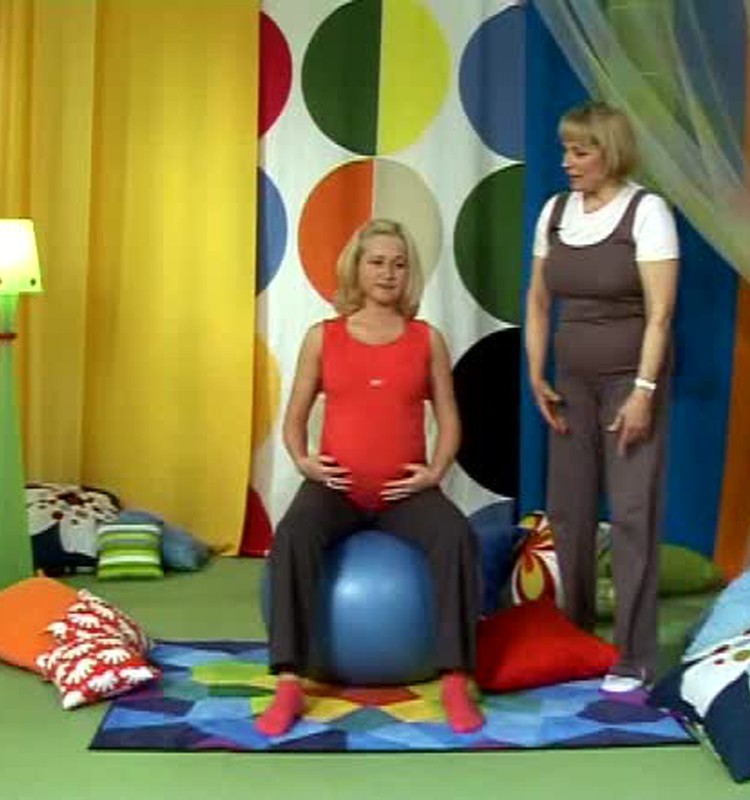 On-line grūtnieču vingrošanas filma