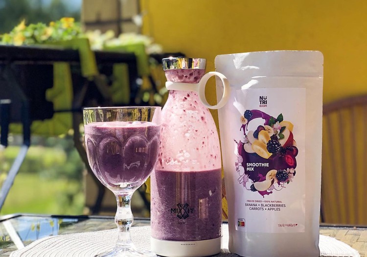 KONKURSS: Laimē veselīgos Nutriboom smūtijus un blenderi!