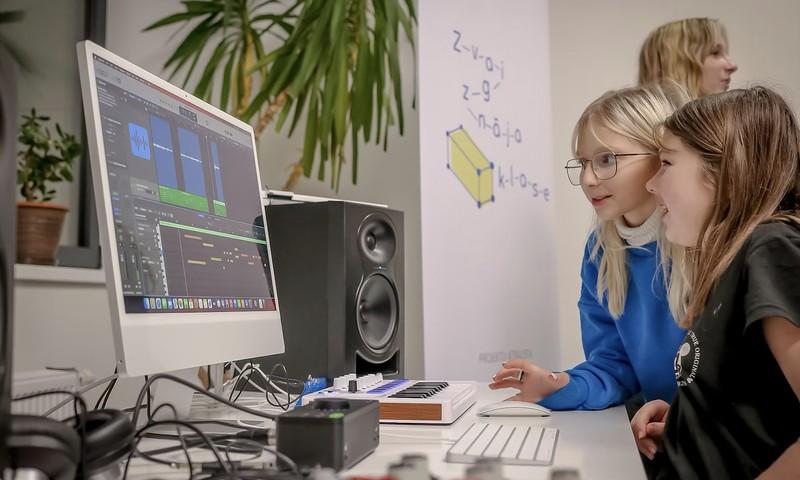 Piesakies mūzikas digitālo tehnoloģiju nometnei bērniem