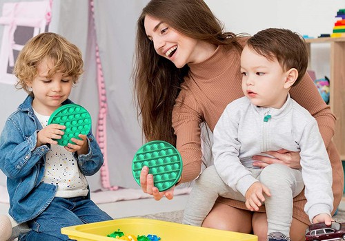'Pop it' rotaļlietas – jautrs veids, kā izklaidēties un mazināt stresu