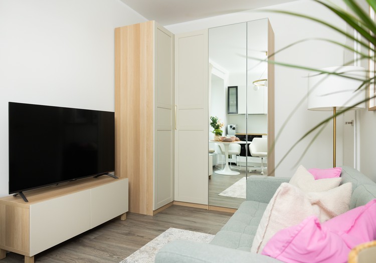 Pirms un pēc: kā funkcionāli iekārtot studio tipa dzīvojamo platību