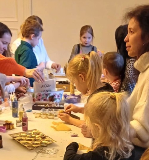 Kā veicas Ukraiņu Māmiņu Klubam? Attīstība un latviešu valodas apguve