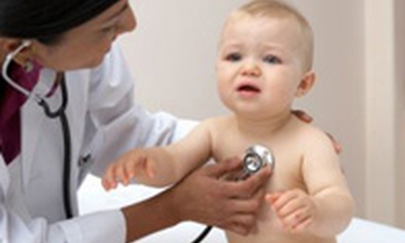Vai ārsts drīkst atteikties no bērna aprūpes, ja vecāki atteikušies no vakcinācijas?