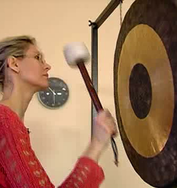 VIDEO: Māmiņu atsauksmes par gongu meditāciju