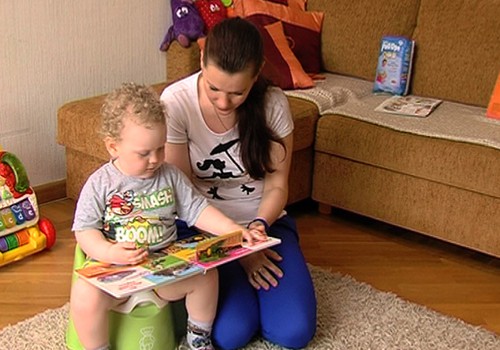08.06.2014.TV3: ekskursija Jelgavas dzemdību nodaļā, joga grūtniecēm, apģērbs podiņmācības laikā