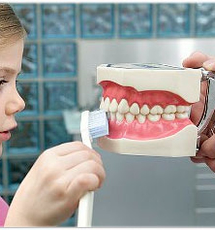 Kā izvēlēties zobu pastu  un zobu birsti?