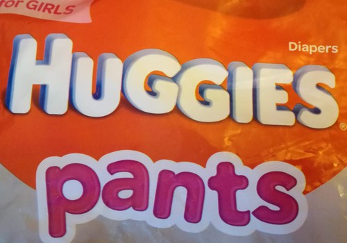 izmēģinam "Huggies pants"