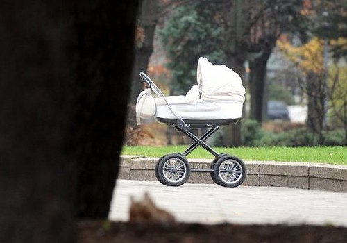 Mātes un bērna veselības plāns: papildu izmeklējumi, zāļu kompensēšana, 'nauda seko grūtniecei'