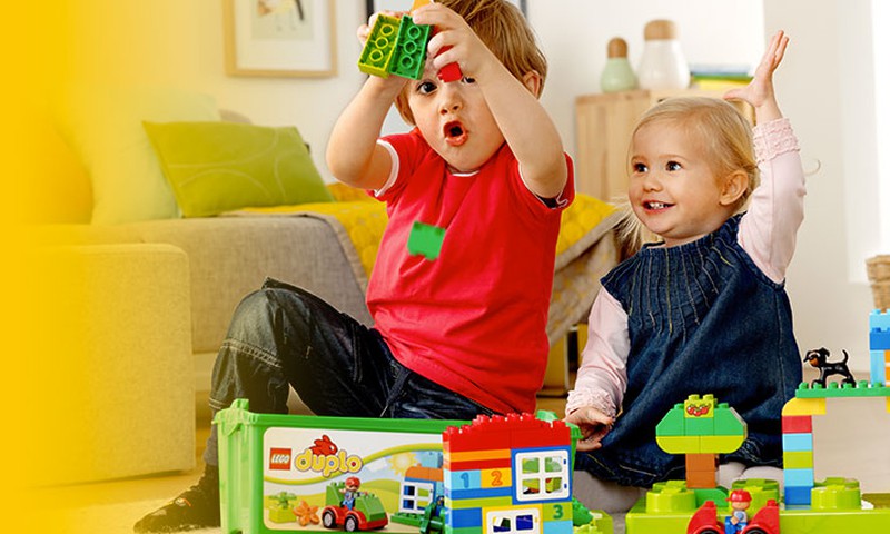 LEGO KONKURSS mazajiem: Uzbūvē draugiem māju!