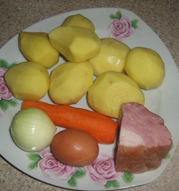 Ātrās kartupeļu pankūkas ar šķiņķi