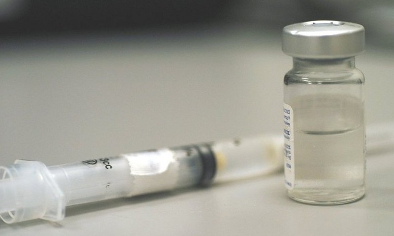 Pret jauno gripu vakcinēties būs iespēja riska grupām, t.sk. grūtniecēm