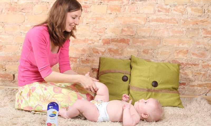 FOTOpamācība: Kā veikt mazulim masāžu