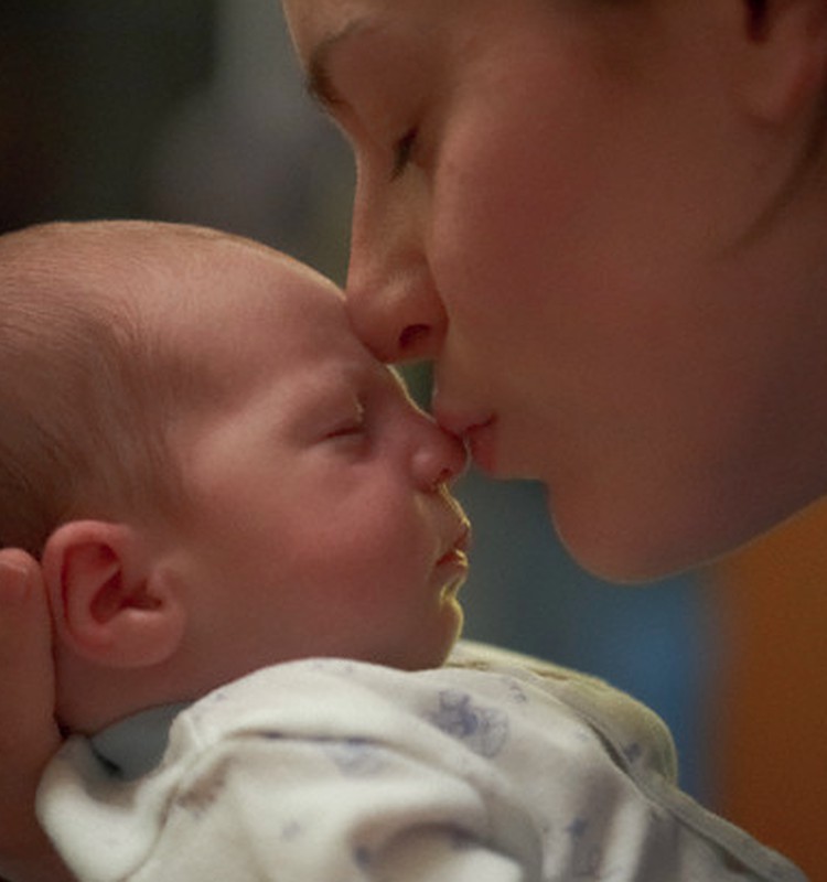 "Baby Box" atstāto mazuli jau šonedēļ varētu ievietot pirmsadopcijas aprūpē ģimenē