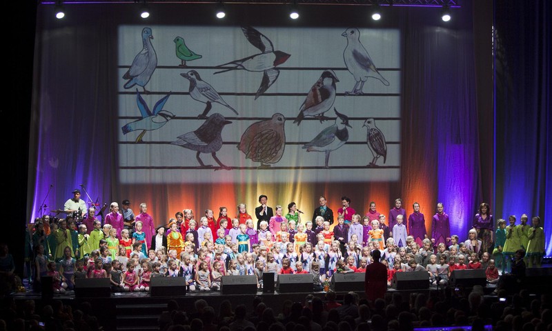 Bērnu vokālā studija «Knīpas un Knauķi» aicina uz krāšņu  50 gadu jubilejas koncertu Dzintaru koncertzālē