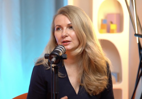 04.04. Tieslietu ministre Lībiņa-Egnere par jauno šķiršanās kārtību; pāru neauglība - pieredze un risinājumi. Radoša Lieldienu nodarbe bērniem. Bērnu attiecības un bulings skolā. Gaisa peldes mazulim. Pavasara ādas kopšana.