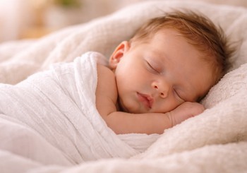 2025. gada populārākie jaundzimušo meiteņu un zēnu vārdi