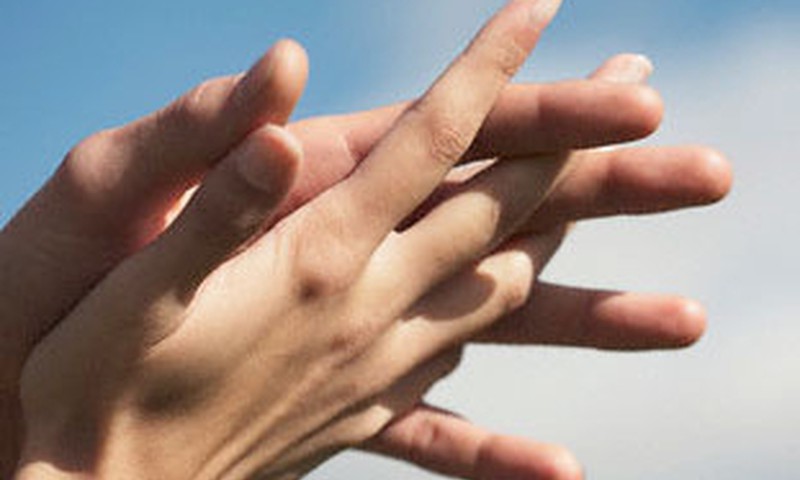 Bail, ka mīlējoties atkal sāpēs..