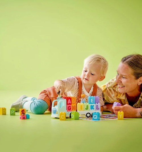 5 prasmes, ko attīsta rotaļāšanās ar Lego