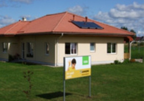Ar JUNKERS un SEB bankas palīdzību Valmieras SOS bērnu ciematā uzstādītas divas saules kolektoru sistēmas