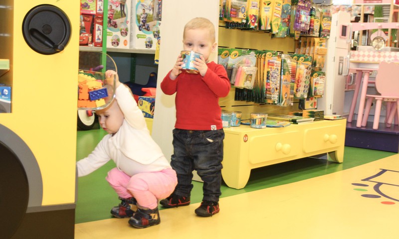 FOTOREPORTĀŽA: Kā mūsu mazuļi iepazīst pasauli