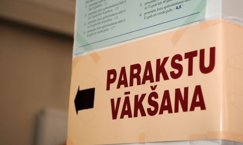 Māmiņa Elīna: Parakstīties par pabalstiem nozīmē parakstīties par nākotni