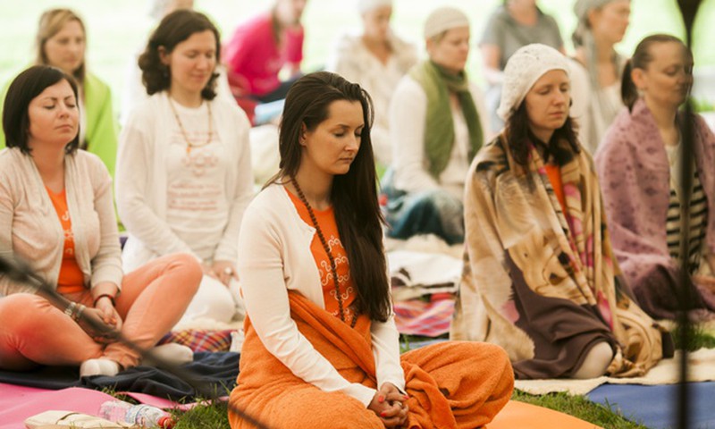 Biļetes uz jogas festivāla Alexia Chellun un Khalsa koncertu 20.jūnijā laimējusi..