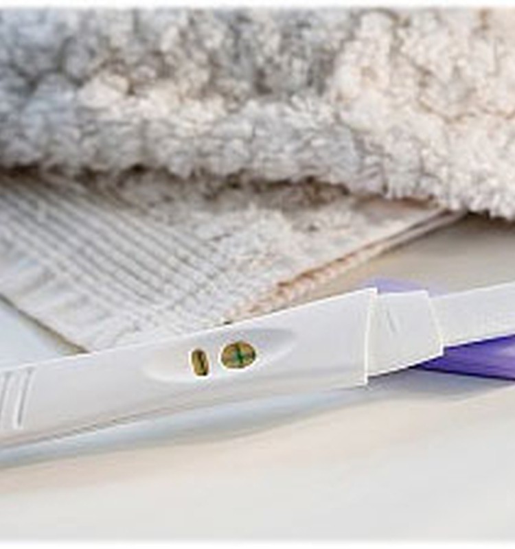 Pēc cik ilga laika uzrādās pozitīvs grūtniecības tests?