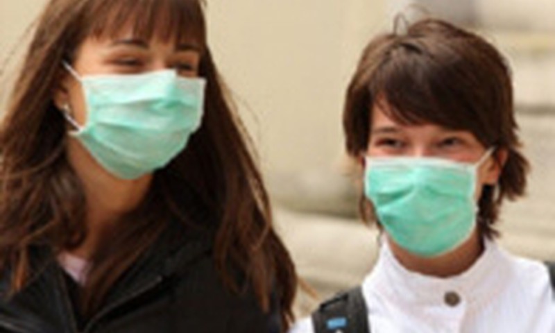 Diena: H1N1 uzliesmos novēloto vakcīnu dēļ