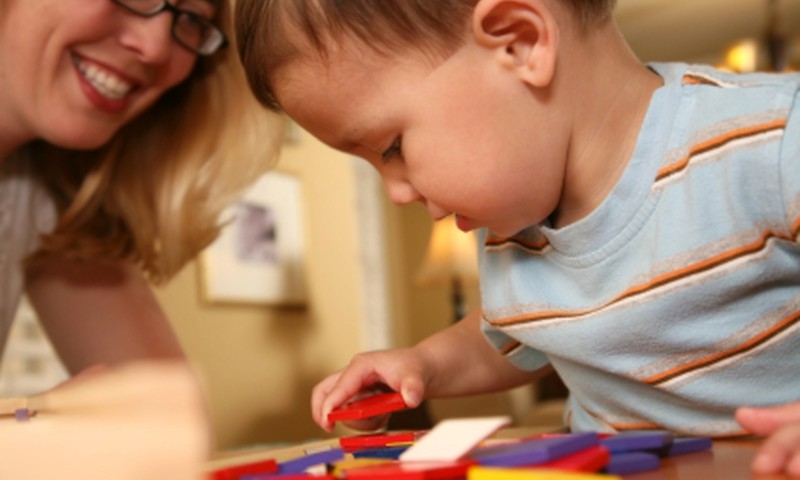 Šodien radio par Montessori pedagoģiju un dabas rotaļlietām