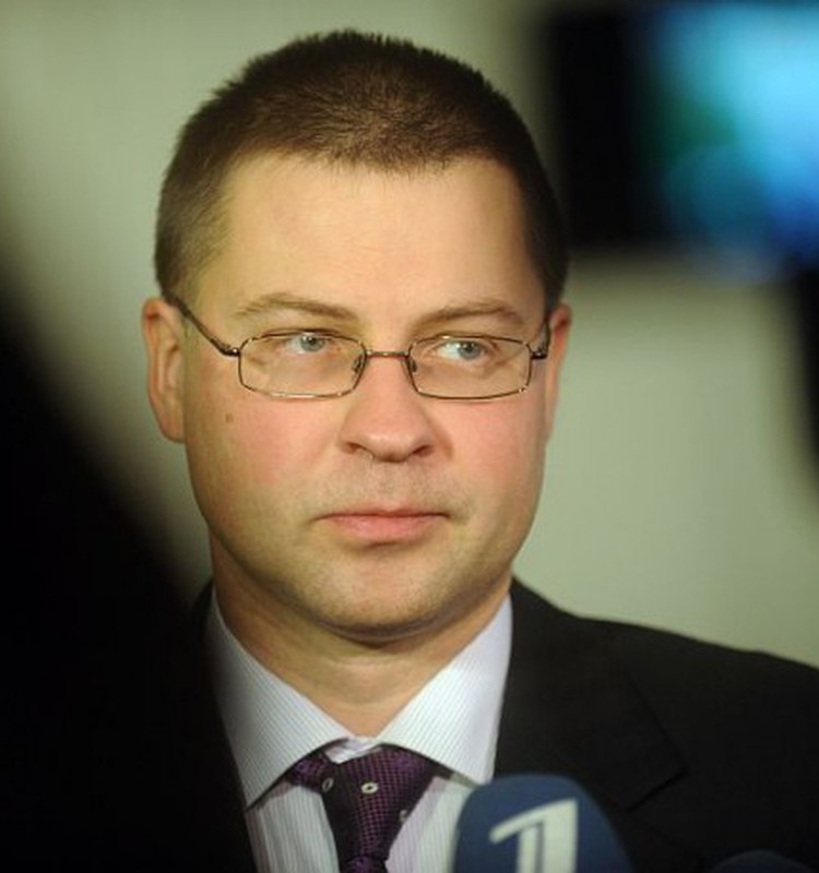 Valdībā spriedīs par izglītību bērnudārzos tikai valsts valodā