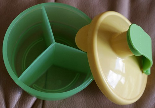 Tupperware trauks cepumiem