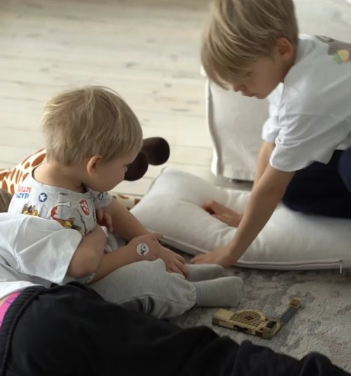 Mamma trijiem: Iepazīsimies ar Kirstīnes Dzenītes ģimeni!