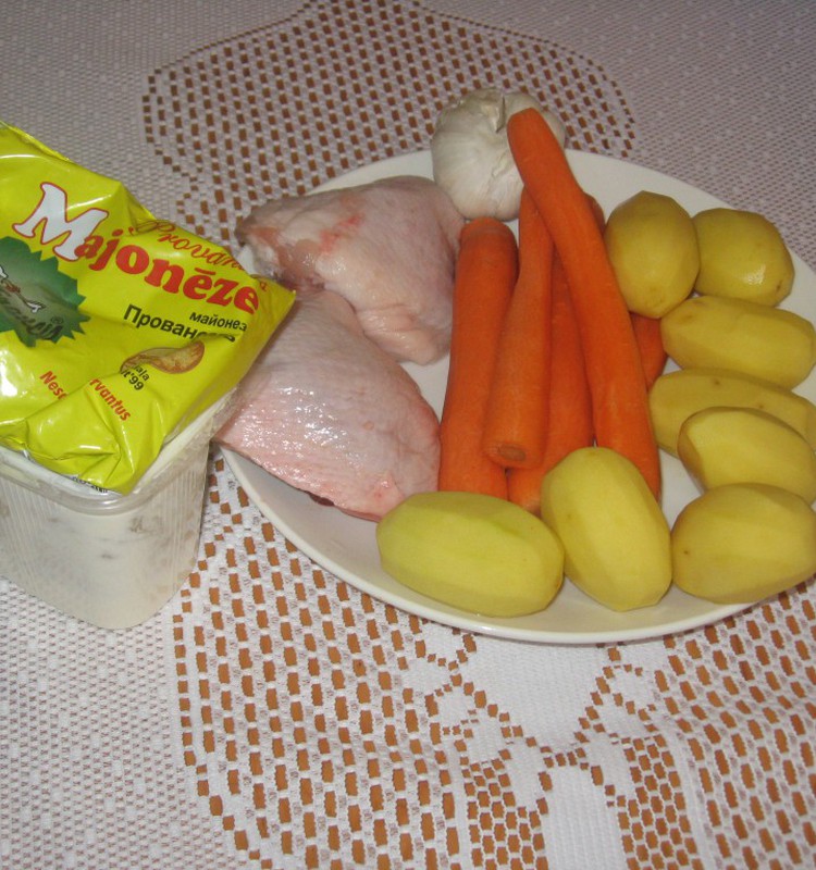 Vista ar dārzeņiem "maisā" 