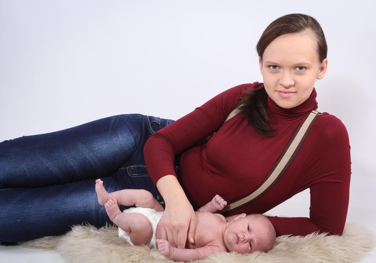 Bērna redzes attīstība: no dzimšanas līdz vienam gadam