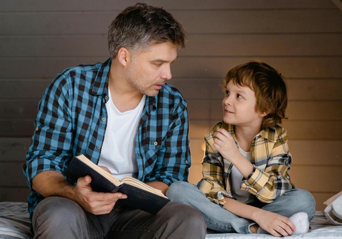 Kāpēc ir tik svarīgi lasīt bērnam priekšā?