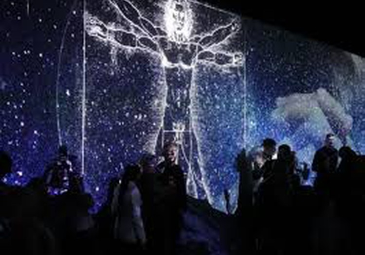 Imersīvā izstāde "Da Vinci Genius" mēneša laikā piesaistījusi 10 000 apmeklētāju