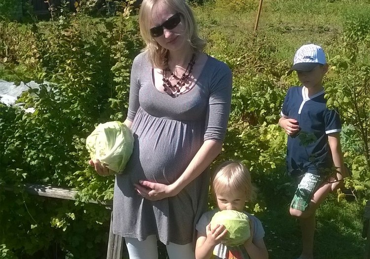 Māsa un brālis gaida punča iemītnieku!