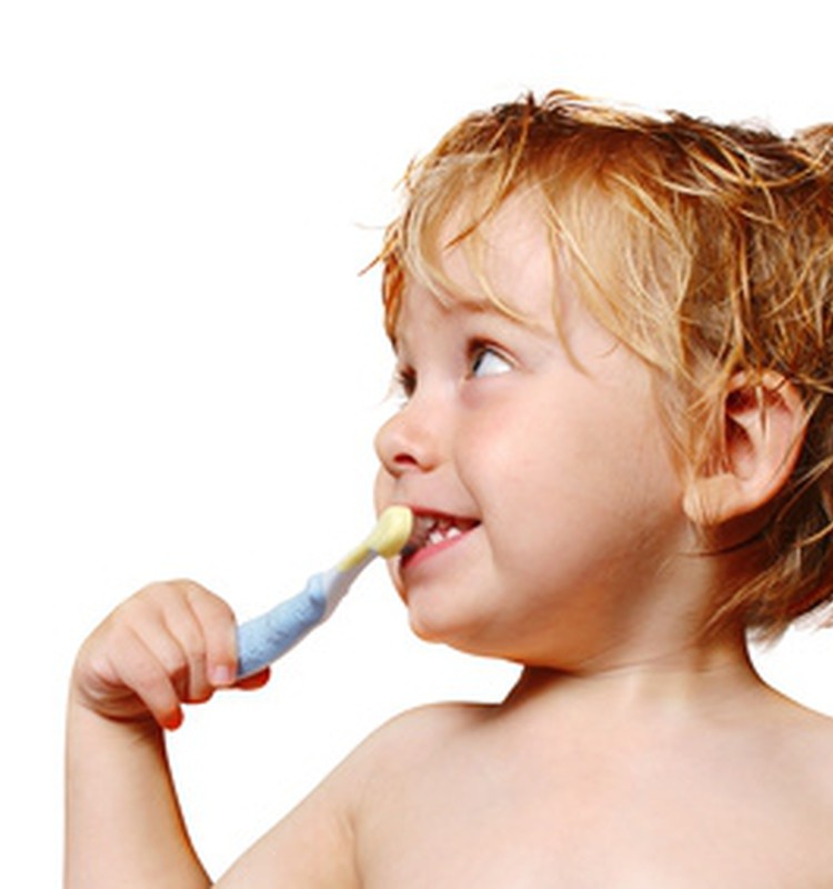 Daži praktiski padomi, kā rūpēties par bērna zobu veselību