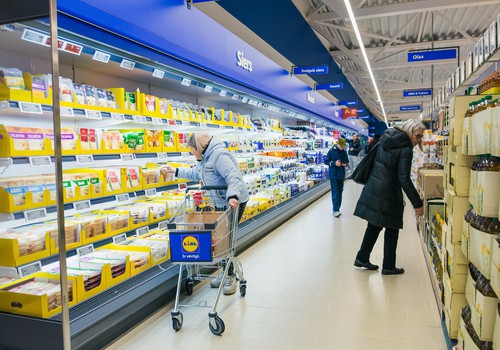 “Lidl” samazinājis cenas vairāk nekā 200 produktiem