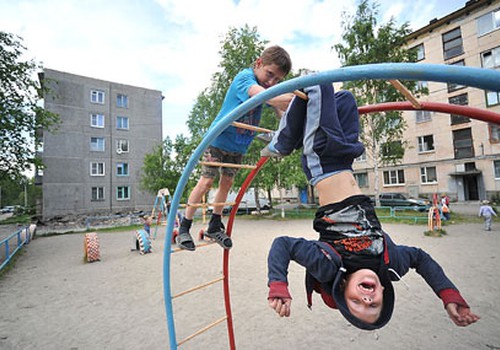 Moduļu bērnudārzi Rīgā rindu problēmu neatrisinātu
