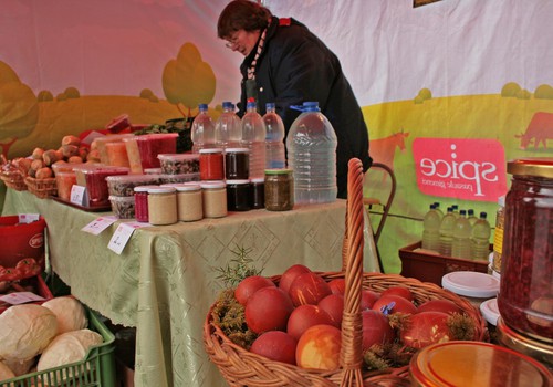 Lauku labumu tirdziņā būs nobaudāmi uz vietas pagatavoti brieža gaļas burgeri