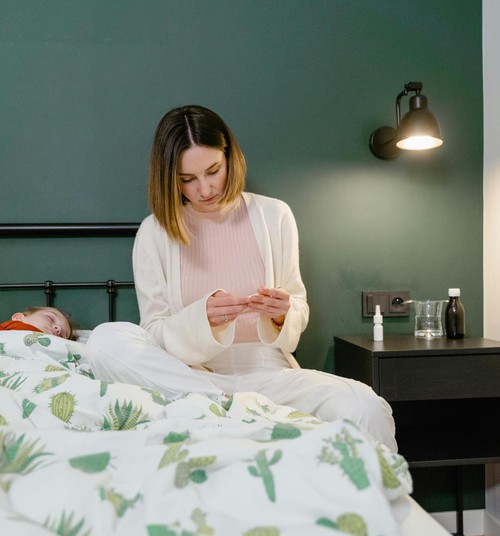 Bērnu slimnīcas ārsti pirms svētkiem atgādina par mājas aptieciņas papildināšanu un vēlamo rīcību, ja bērns saslimis