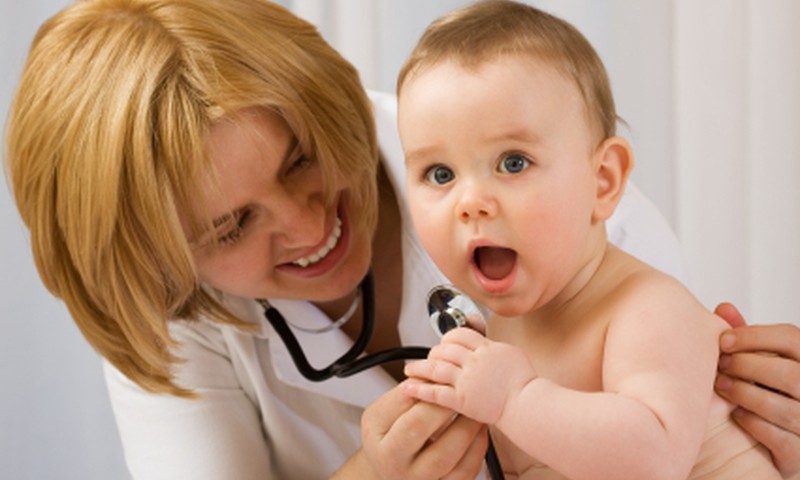 Vakcinācijas kalendāru papildinās ar otro poti pret vējbakām un rotavīrusu!