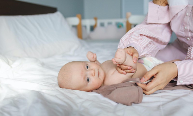 Atbild neonatoloģe, pediatre: Kas ietekmē bērna svara pieaugumu?