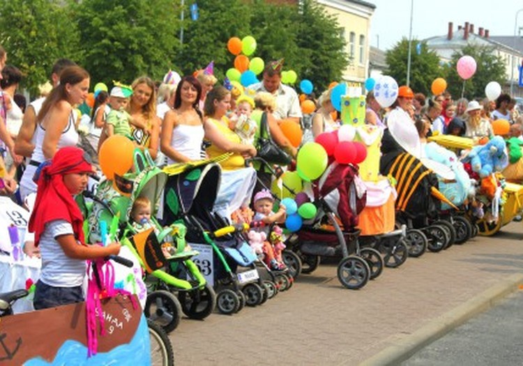 Māmiņu klubs” sadarbībā ar „Galleria Riga”  aicina uz Lielo Rīgas Ratiņu parādi: programma