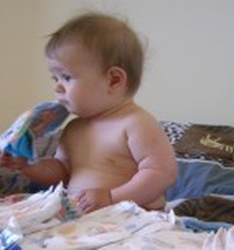 Kā Augusts izmēģināja dažādās Huggies® autiņbiksītes